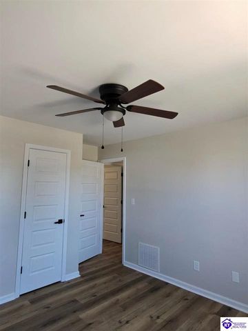 113 Sharon Court, Elizabethtown, KY 42701