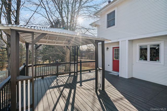 2 Pine Tree Road, Monroe, NY 10950