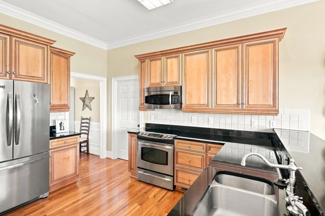 27 Drayton Ct., Pawleys Island, SC 29585