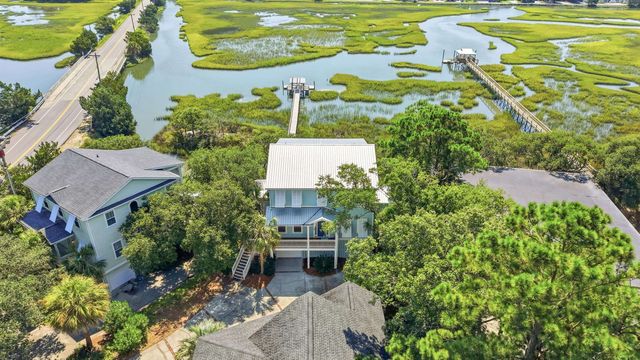 27 Drayton Ct., Pawleys Island, SC 29585