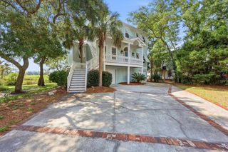 27 Drayton Ct., Pawleys Island, SC 29585