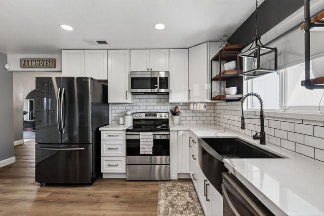 3251 Cheyenne Dr, Merced, CA 95348