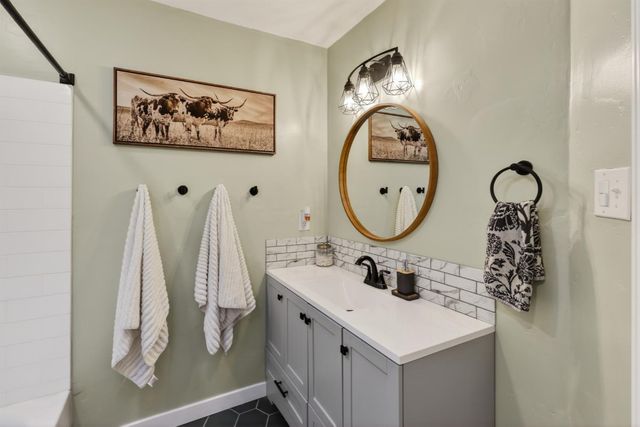 3251 Cheyenne Dr, Merced, CA 95348