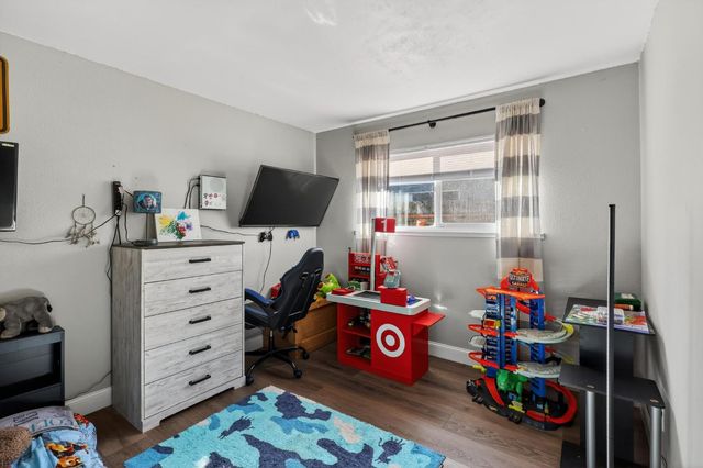 3251 Cheyenne Dr, Merced, CA 95348