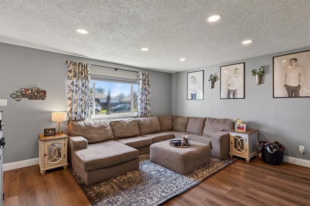 3251 Cheyenne Dr, Merced, CA 95348