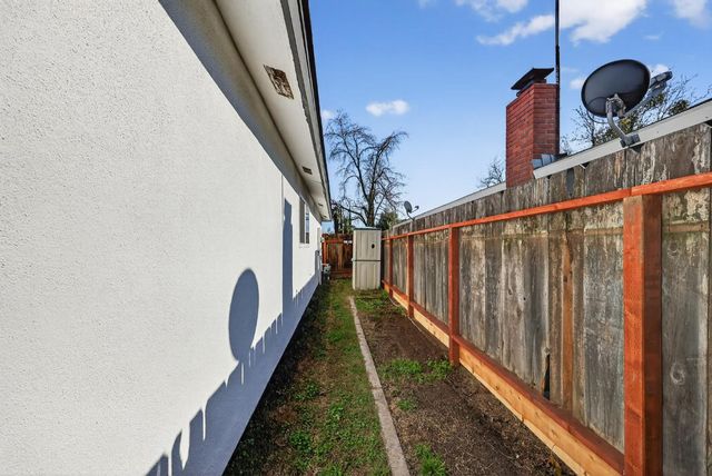 3251 Cheyenne Dr, Merced, CA 95348