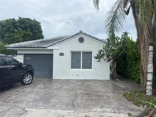 5861 SW 149th Court, Miami, FL 33193