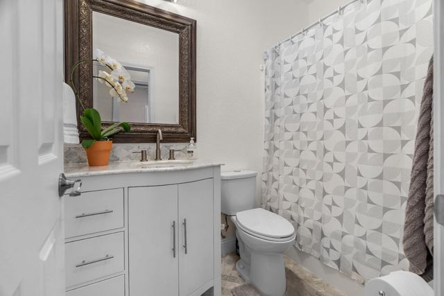 9390 Snow Creek Cir, Stockton, CA 95212