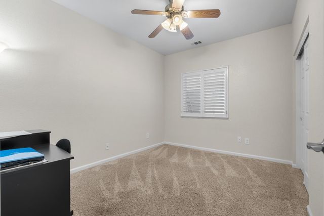 9390 Snow Creek Cir, Stockton, CA 95212