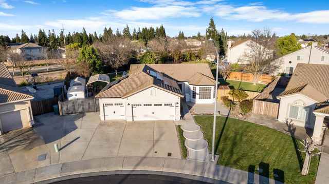 9390 Snow Creek Cir, Stockton, CA 95212