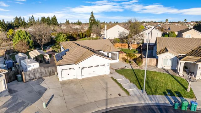 9390 Snow Creek Cir, Stockton, CA 95212
