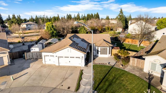 9390 Snow Creek Cir, Stockton, CA 95212