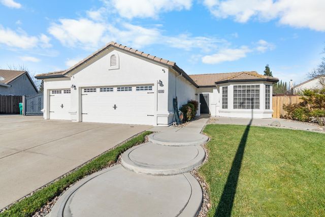 9390 Snow Creek Cir, Stockton, CA 95212