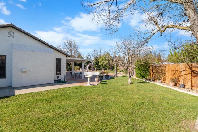 9390 Snow Creek Cir, Stockton, CA 95212