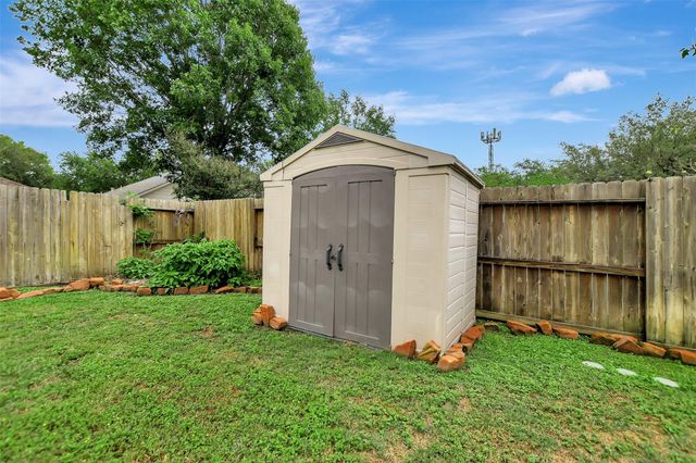 17206 Red River Trail, Houston, TX 77095