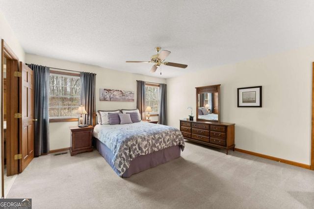 3585 Ridgewood Point, Gainesville, GA 30504