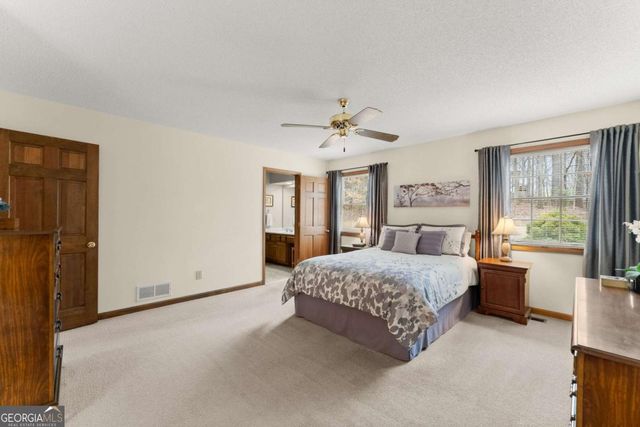 3585 Ridgewood Point, Gainesville, GA 30504