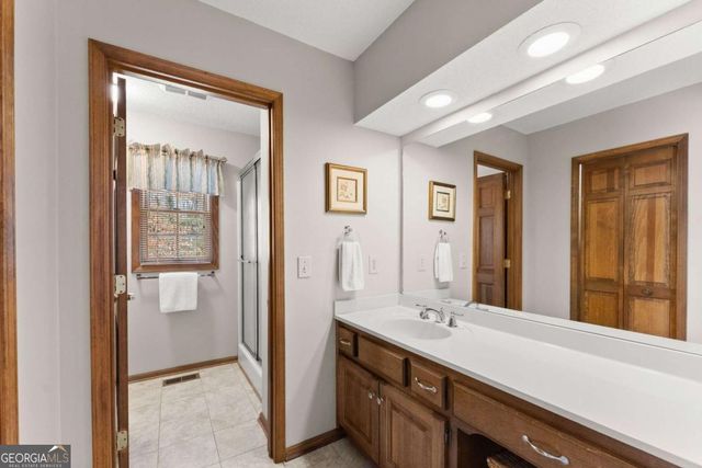 3585 Ridgewood Point, Gainesville, GA 30504