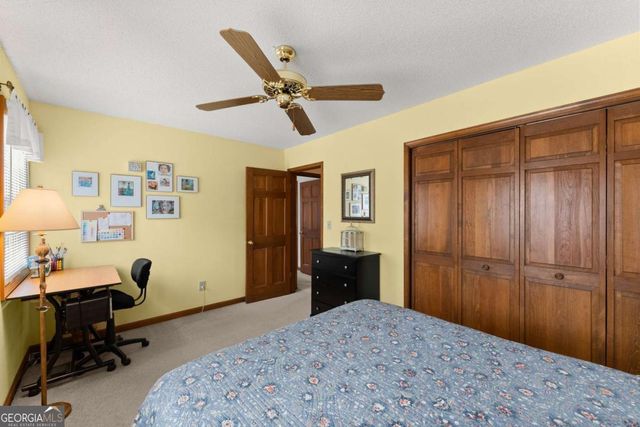 3585 Ridgewood Point, Gainesville, GA 30504