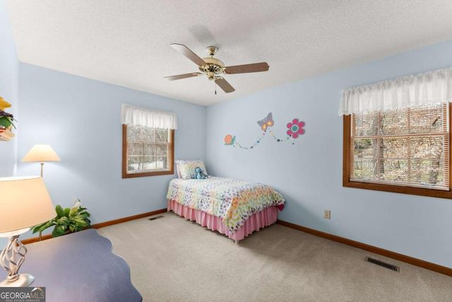 3585 Ridgewood Point, Gainesville, GA 30504