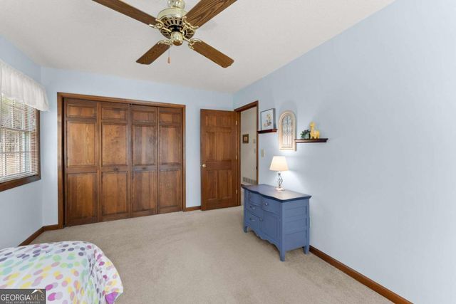 3585 Ridgewood Point, Gainesville, GA 30504