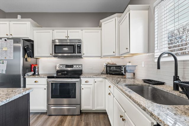 4509 SASSAFRAS CT, Columbia, MO 65201