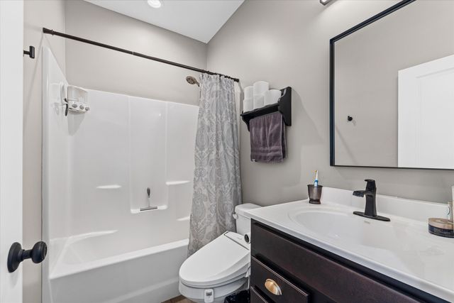 4509 SASSAFRAS CT, Columbia, MO 65201