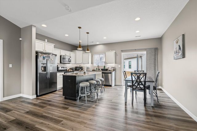 4509 SASSAFRAS CT, Columbia, MO 65201