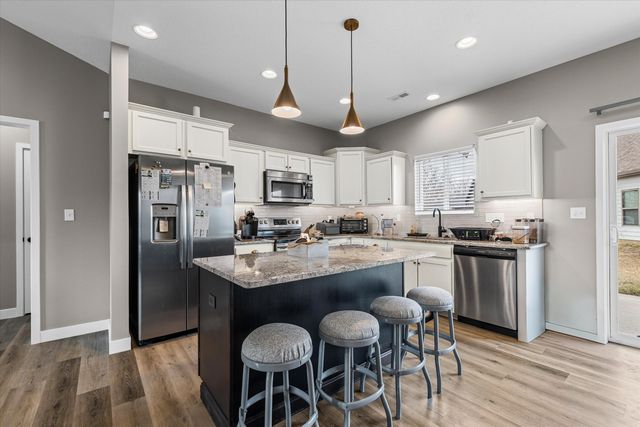 4509 SASSAFRAS CT, Columbia, MO 65201