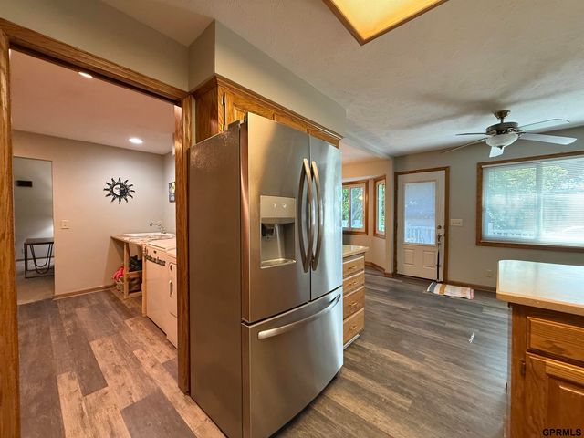 2711 N 145th Avenue, Omaha, NE 68116