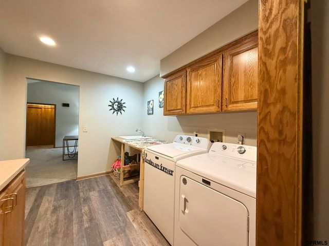 2711 N 145th Avenue, Omaha, NE 68116