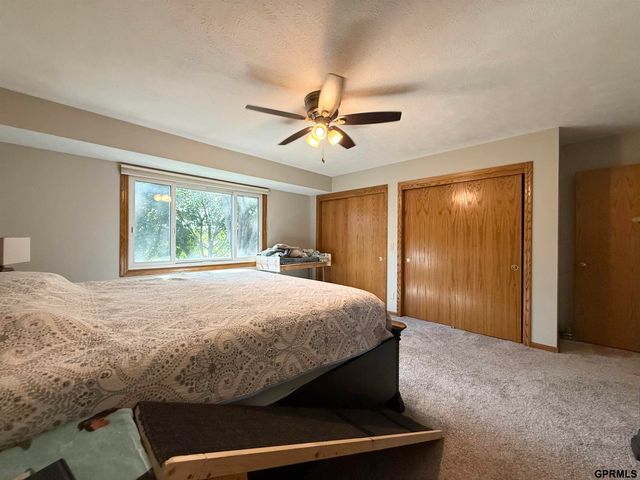 2711 N 145th Avenue, Omaha, NE 68116