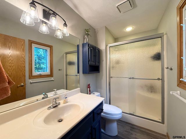 2711 N 145th Avenue, Omaha, NE 68116