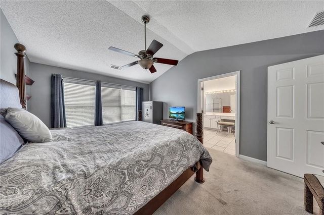 4123 Glenaire Way NW, Acworth, GA 30101