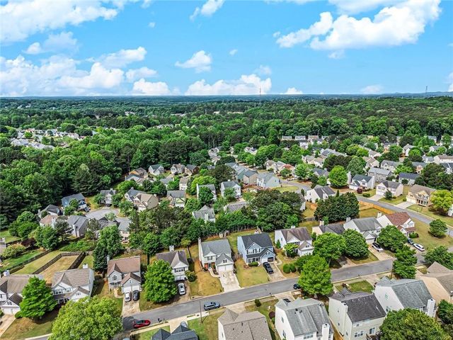 4123 Glenaire Way NW, Acworth, GA 30101