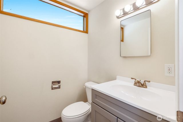 141 Carswell, Moses Lake, WA 98837