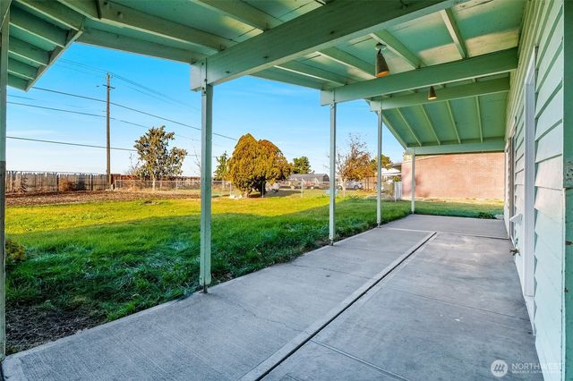 141 Carswell, Moses Lake, WA 98837