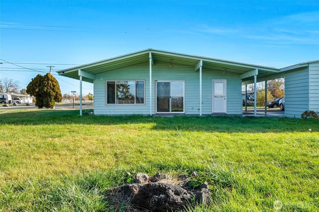 141 Carswell, Moses Lake, WA 98837