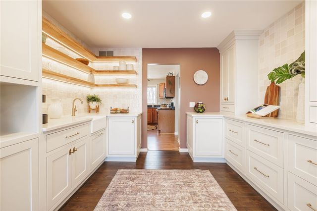 6177 Southbrook Drive, Ontario, NY 14519