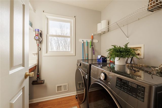 6177 Southbrook Drive, Ontario, NY 14519