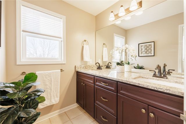 6177 Southbrook Drive, Ontario, NY 14519