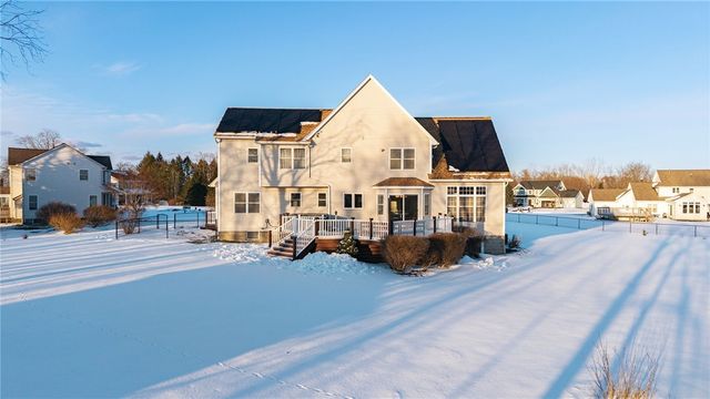 6177 Southbrook Drive, Ontario, NY 14519