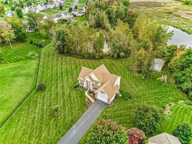 6177 Southbrook Drive, Ontario, NY 14519