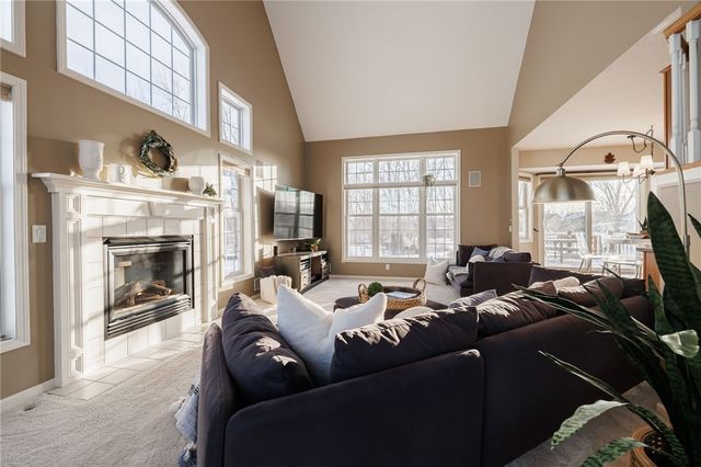 6177 Southbrook Drive, Ontario, NY 14519