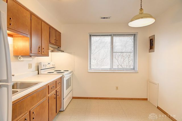 2724 Enterprise Avenue, Dayton, OH 45420