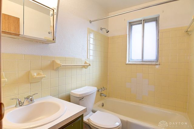 2724 Enterprise Avenue, Dayton, OH 45420