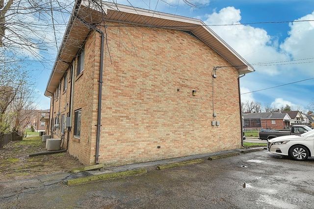 2724 Enterprise Avenue, Dayton, OH 45420