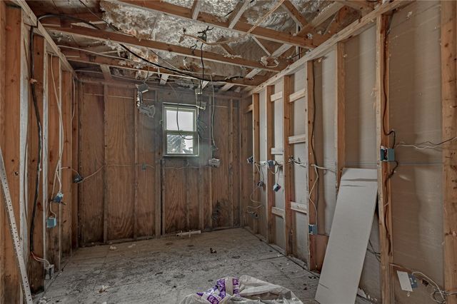 53 Lake View Drive, Huntsville, TX 77320