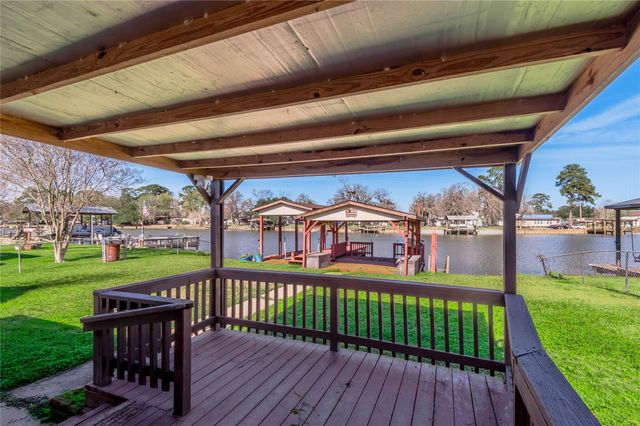 53 Lake View Drive, Huntsville, TX 77320