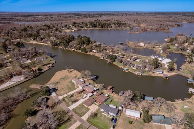 53 Lake View Drive, Huntsville, TX 77320